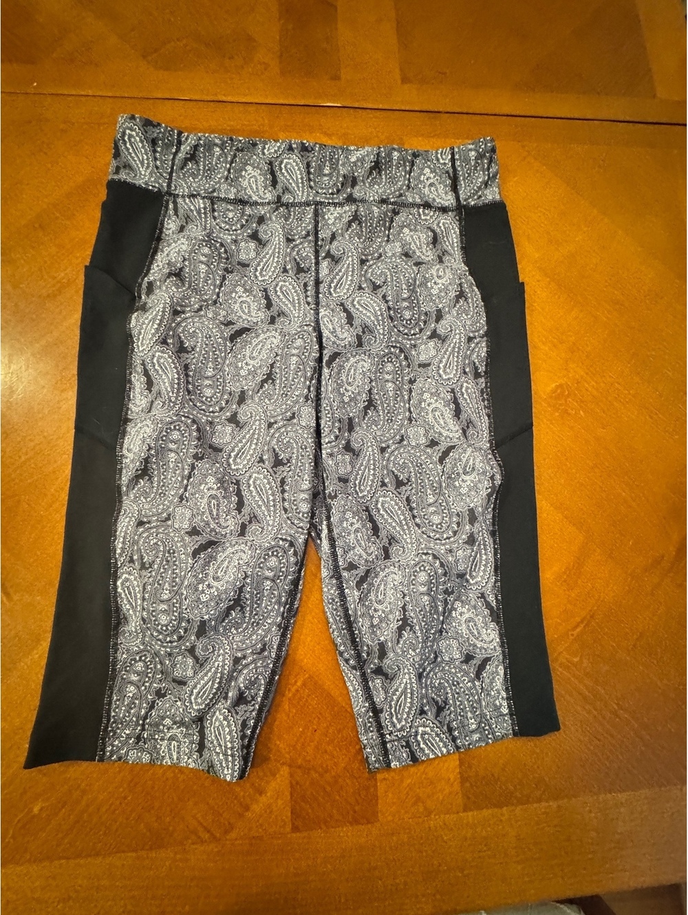Lands' End Women's Paisley Capri Active Leggings XL 384